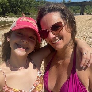 Meet your Posher, Evie